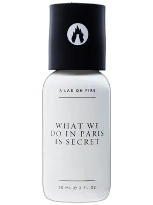 Frasco del perfume A Lab On Fire What We Do In Paris Is Secret Eau de Parfum
