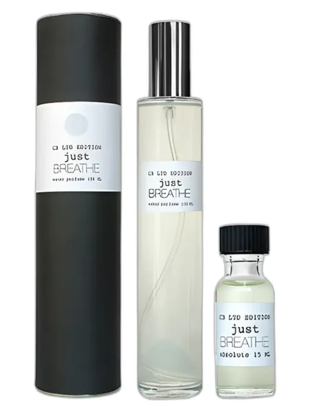 Frasco del perfume CB I Hate Perfume Just Breathe unisex