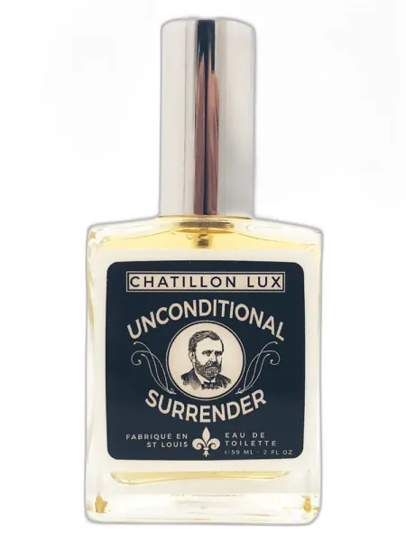 Frasco del perfume Chatillon Lux Parfums Unconditional Surrender Eau de Parfum