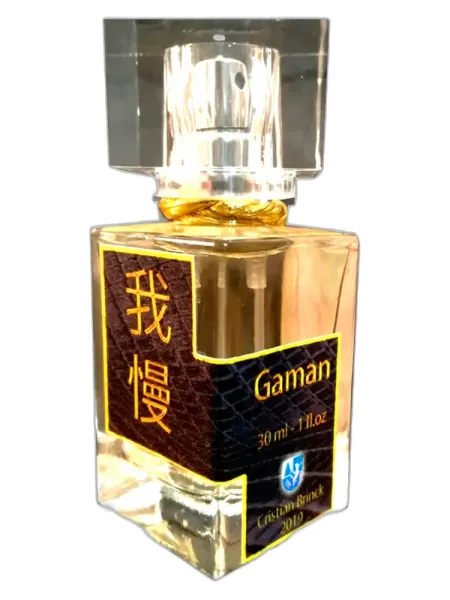 Frasco del perfume Cristian Brinck Gaman