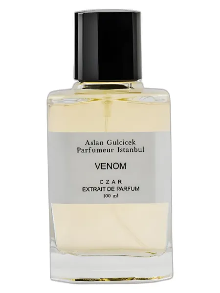 Frasco del perfume CZAR Venom unisex Eau de Cologne