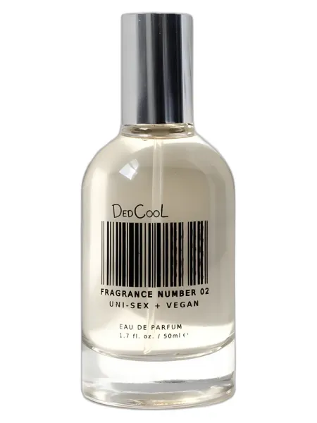 Frasco del perfume DedCool Fragrance 02 unisex Eau de Parfum