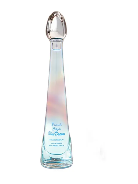 Frasco del perfume Dina Cosmetics French Style Blue Dream