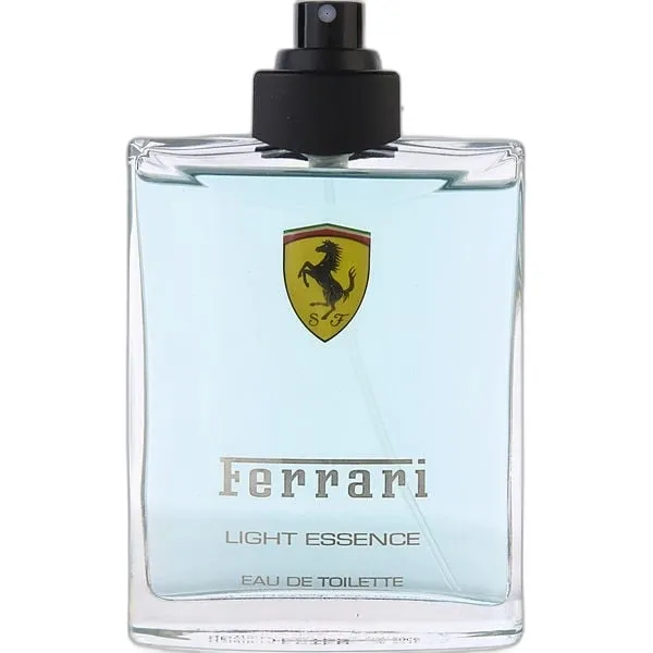 Frasco del perfume Ferrari Light Essence Eau de Toilette