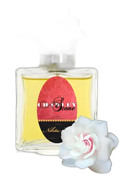 Frasco del perfume Guy Bouchara Nikita Love
