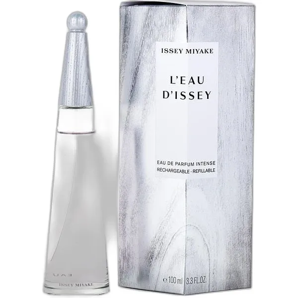 Frasco del perfume Issey Miyake L'Eau d'Issey Intense Eau de Parfum