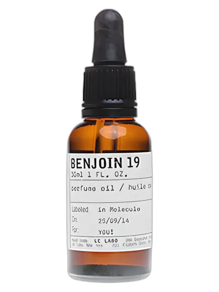 Frasco del perfume Le Labo Benjoin 19 Moscow Perfume Oil unisex