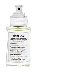 Frasco del perfume Maison Margiela Replica From The Garden Eau de Toilette