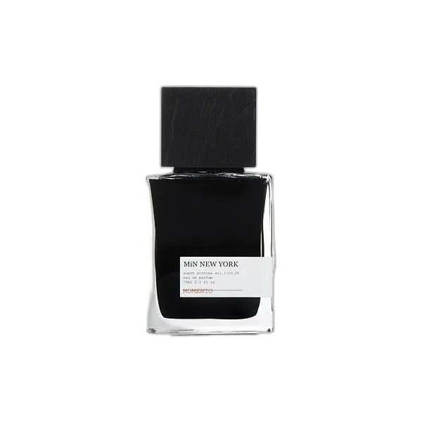 Frasco del perfume Min New York Momento Eau de Parfum