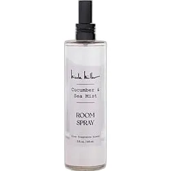 Frasco del perfume Nicole Miller Cucumber & Sea Mist