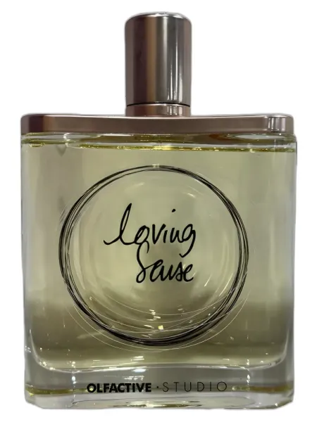 Frasco del perfume Olfactive Studio Loving Sense
