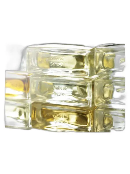 Frasco del perfume Parfum Satori Suiren Lotus unisex Eau de Parfum