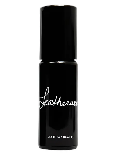 Frasco del perfume Persephenie Studio Leatherwood unisex