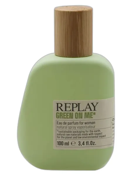 Frasco del perfume Replay Green On Me For Woman