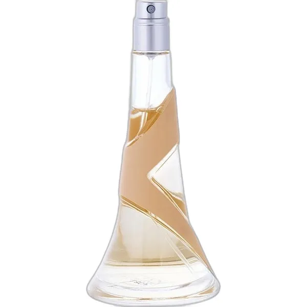 Frasco del perfume Rihanna Nude Eau de Parfum