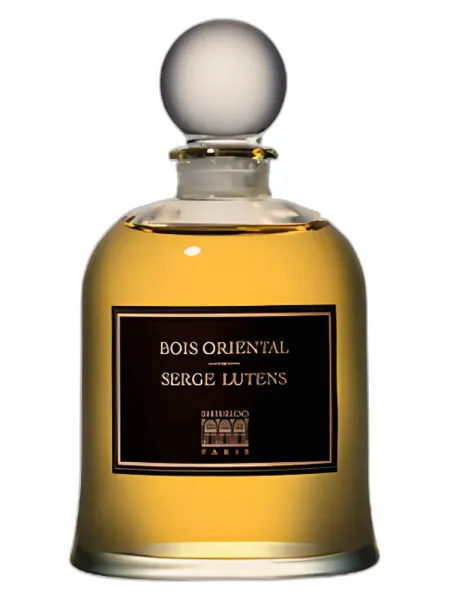 Frasco del perfume Serge Lutens Bois Oriental unisex