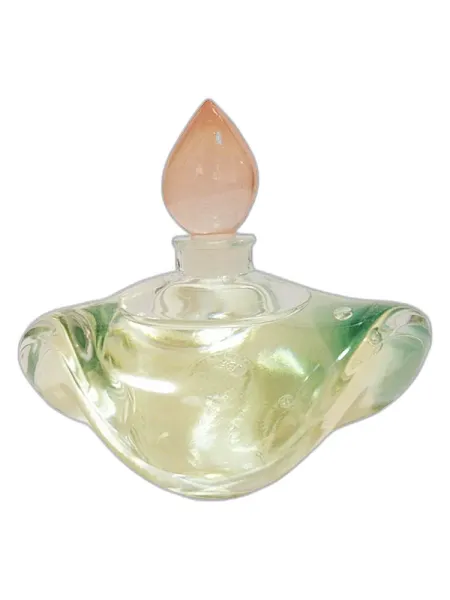 Frasco del perfume Shiseido Fleur Excellente