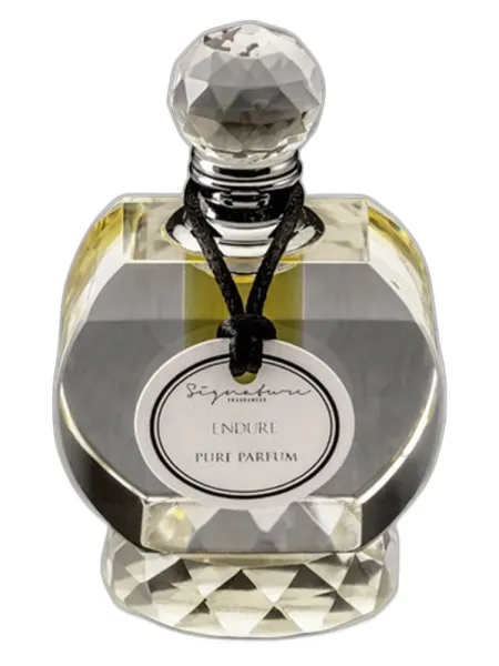 Frasco del perfume Signature Fragrances Endure