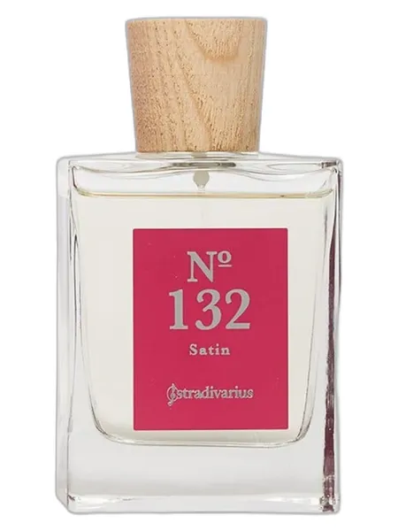 Frasco del perfume Stradivarius No 132 Satin
