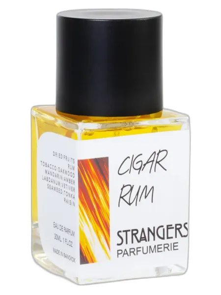 Frasco del perfume Strangers Parfumerie Cigar Rum unisex Eau de Parfum