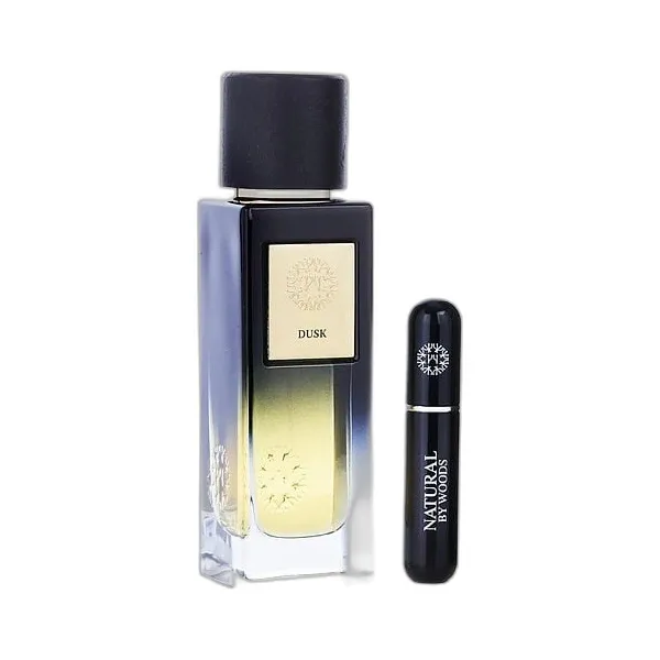 Frasco del perfume The Woods Collection Natural Dusk Eau de Parfum